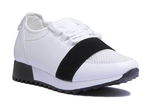 black pull on trainers