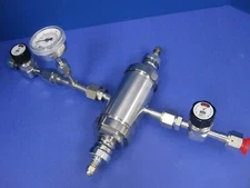 Tescom 449-260-3RZ04 High Purity Regulator Gas Stick Assy w/ Parker 955i Valves