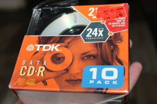 TDK Data CD-R Disc 10 Pack NEW 21 Min CD-RW Digital Cameras MP3 Computer Writers - Picture 2 of 5