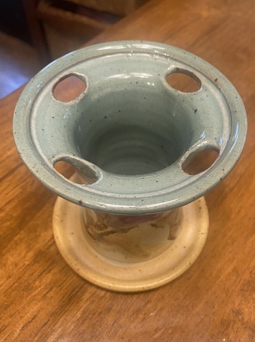 Toothbrush and Toothpaste Holder Studio Art Pottery Stoneware 4 Holes Marked LP - Picture 5 of 7
