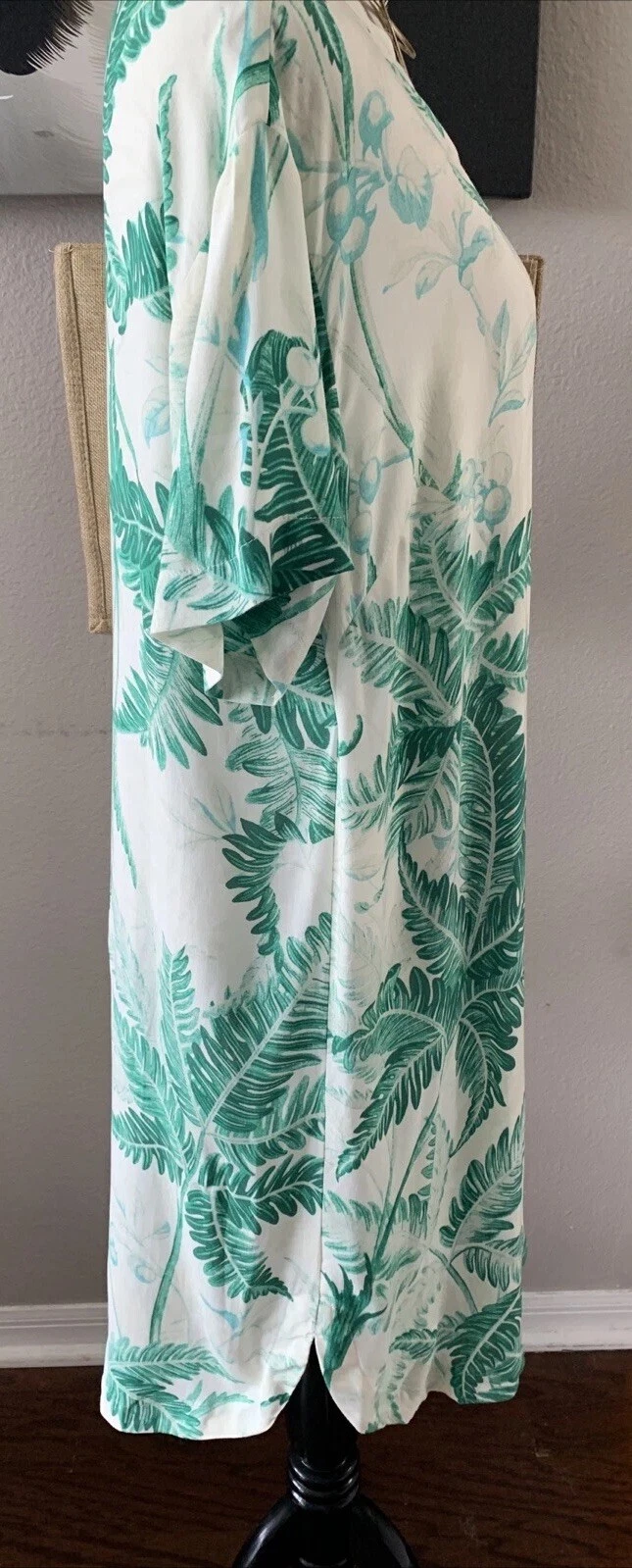 OFF WHITE Abito copricostume tunica H&M bianco sporco verde manica corta foglia di palma tropicale taglia S