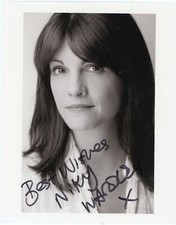 Fotografía firmada a mano por Niky Wardley
