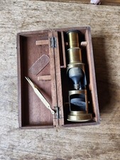 Microscope De Terrain Ancien, Français, En Boîte