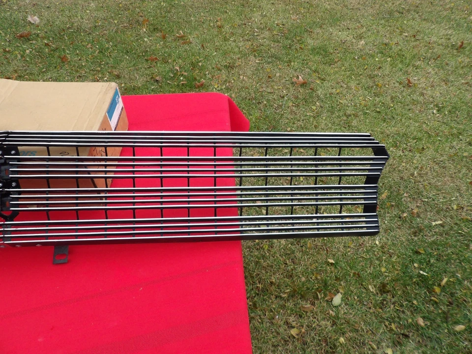 水星 1965 年 COMET GRILLE 重新抗氧化全新如 NOS — 第 4/4 张图片