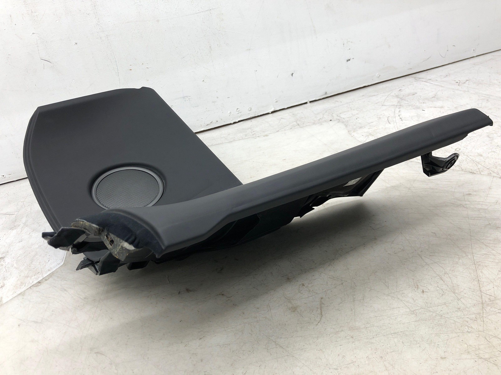 Aston Martin Vantage 2020-2023 Rear Right Quarter panel trim
