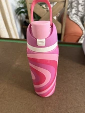 Owala FreeSip Stainless Steel Water Bottle / 40oz / Color:  Heart Color Drop