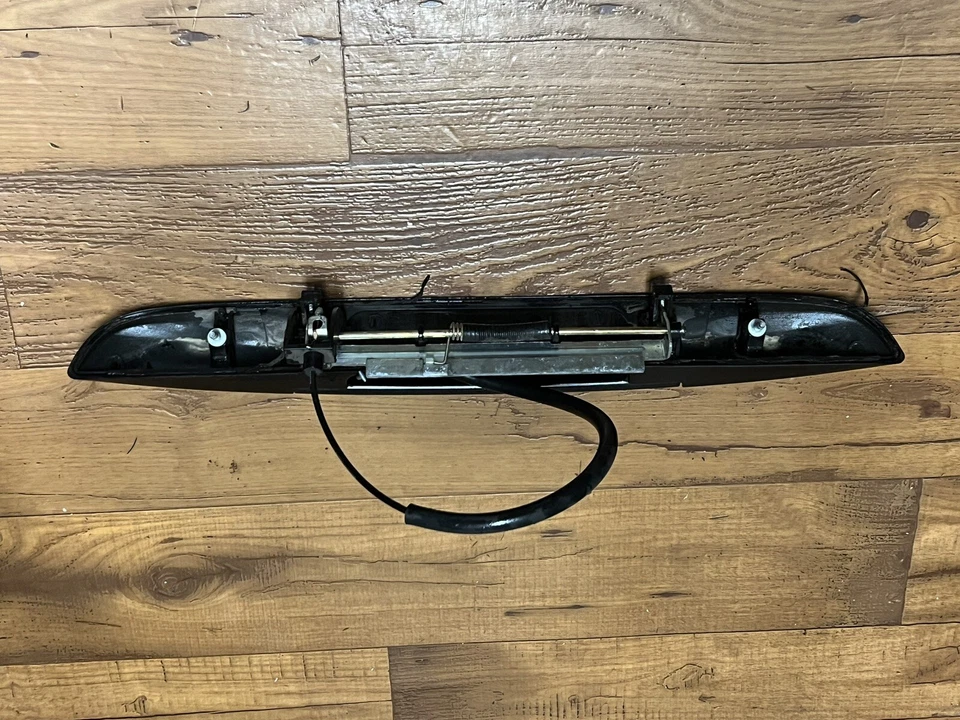 03-06 Ford Expedition Tailgate Handle Rear Liftgate Door Pull OEM - Image 2 of 2