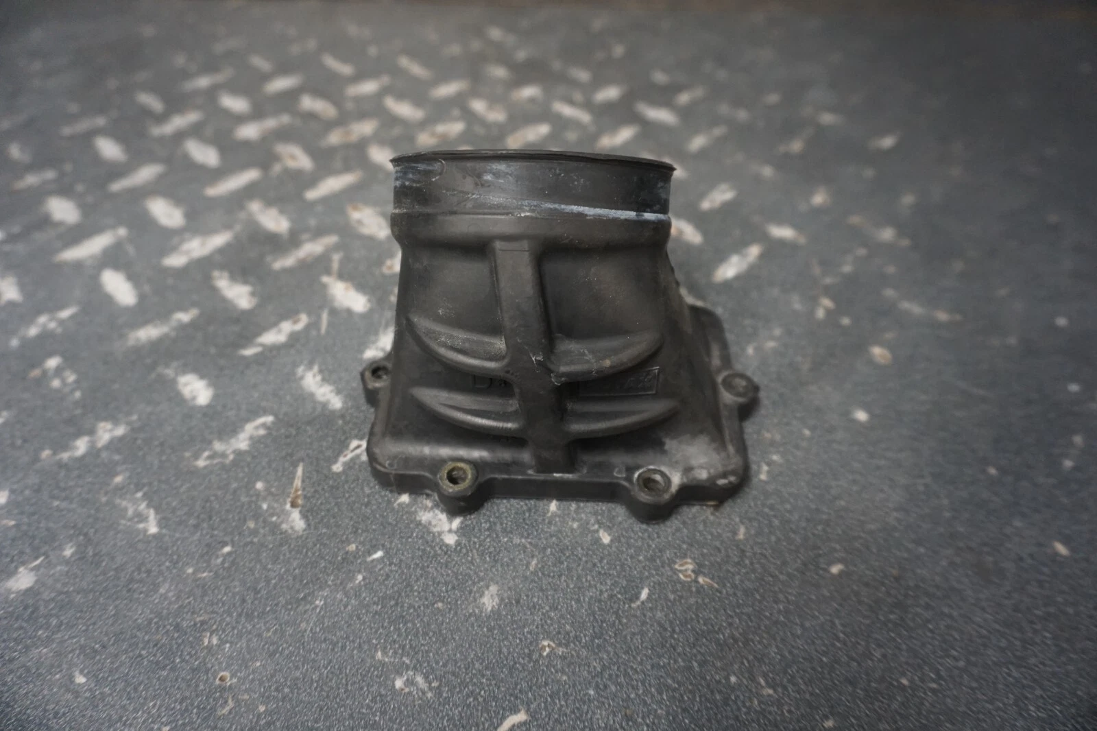 2005-2007 Ski-Doo OEM Mag Side Carburetor Carb Socket MXZ Summit Mach Z