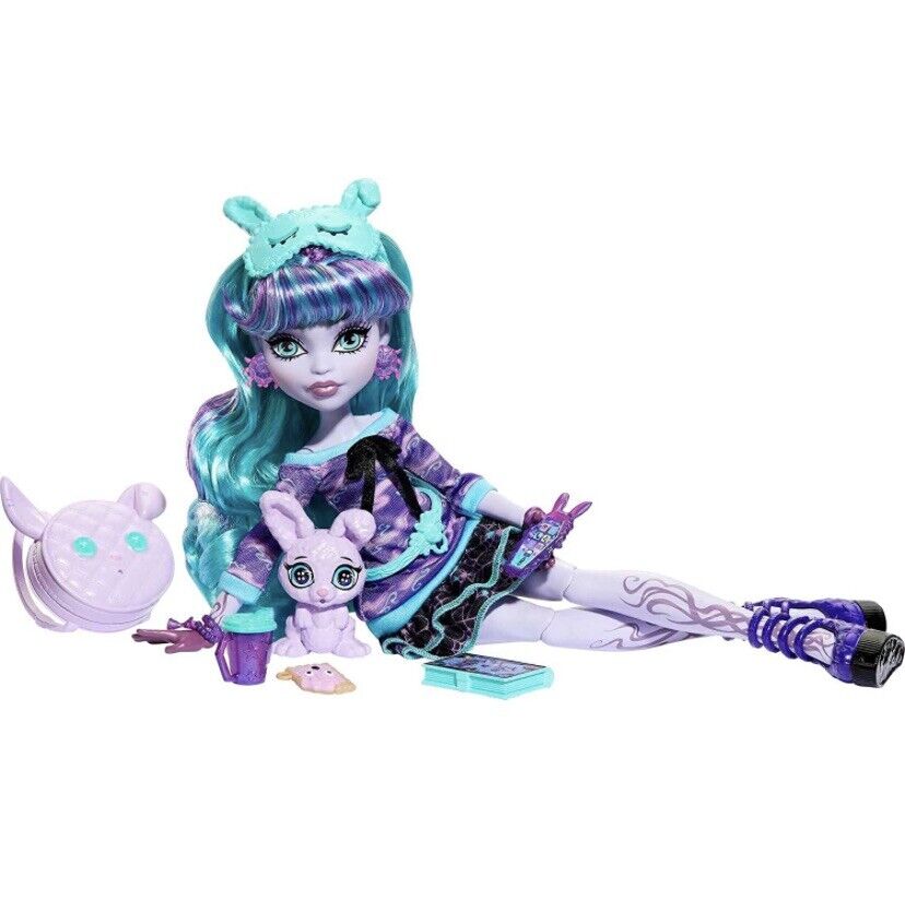 Monster High G3 Creepover Party Twyla 9.5 inch Doll - HLP87 Mattel READ  194735117673