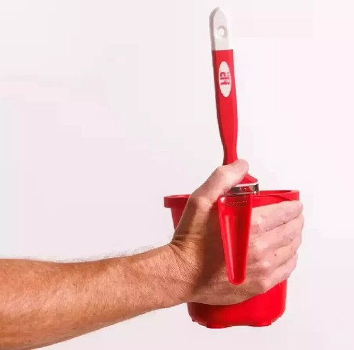 HANDy Paint Cup Holds 16 oz. of Paint or Stain Integrated Magnetic Brush Holder - Picture 3 of 4