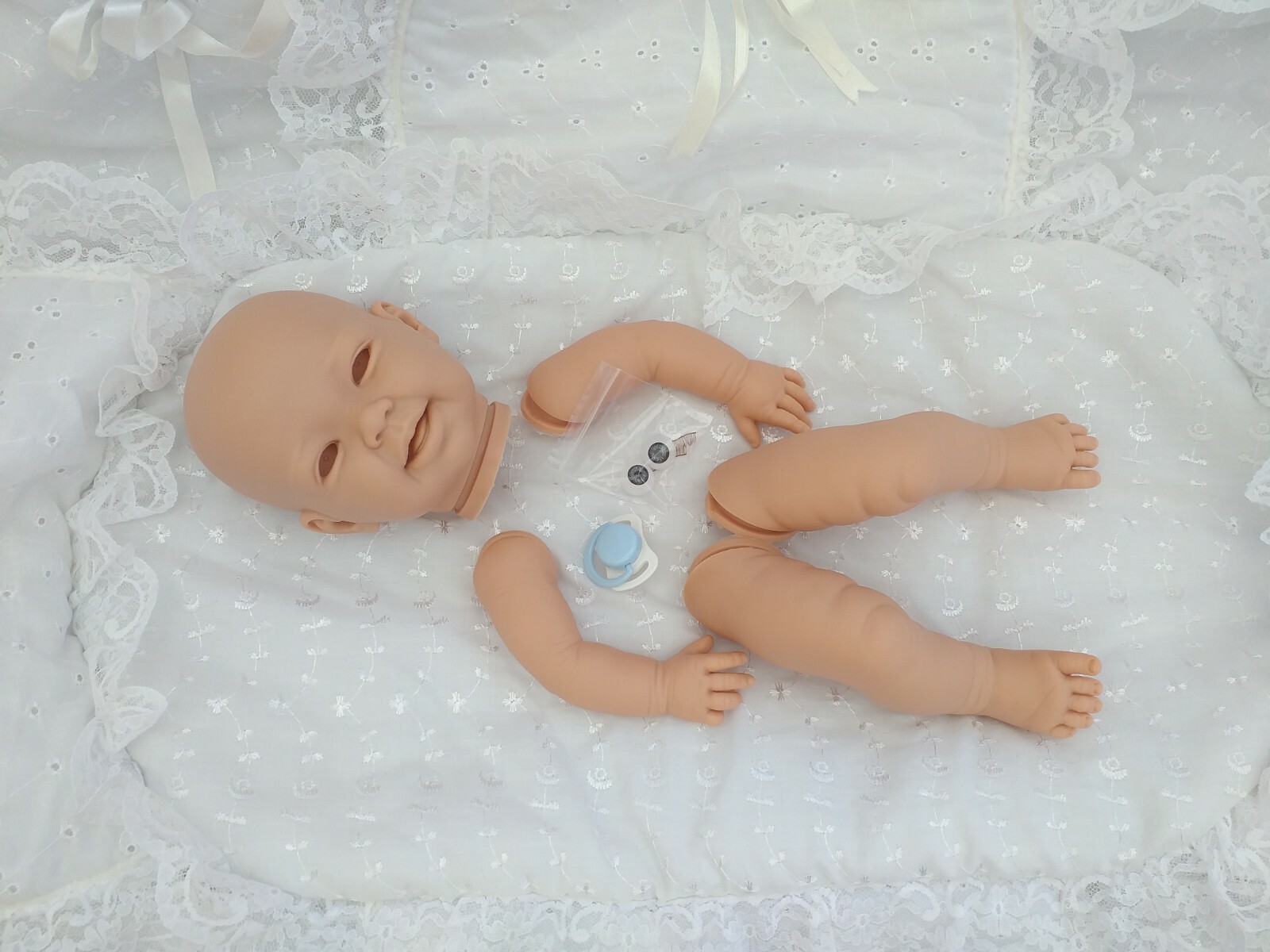SOFT REALISTIC DOLL KIT SUSIE FULL LIMB NO BODY BLUE EYES BLUE DUMMY.