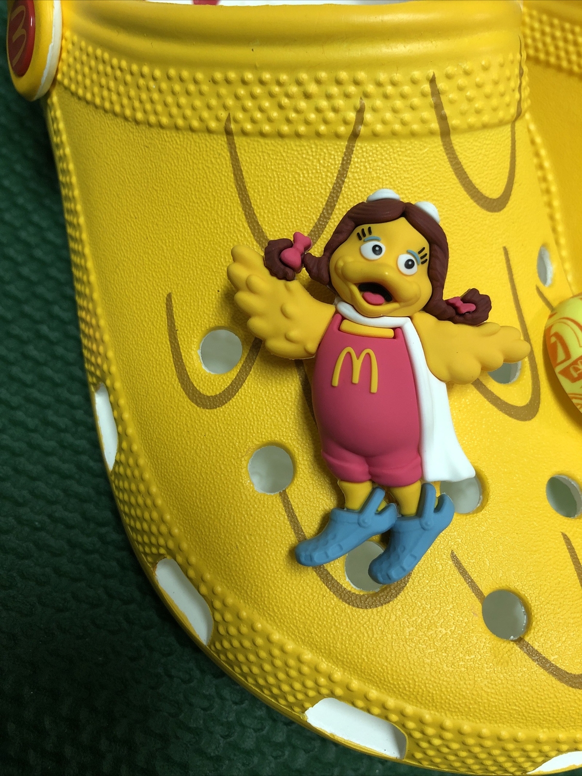 1 Birdie McDonalds Crocs Jibbitz, Rare!