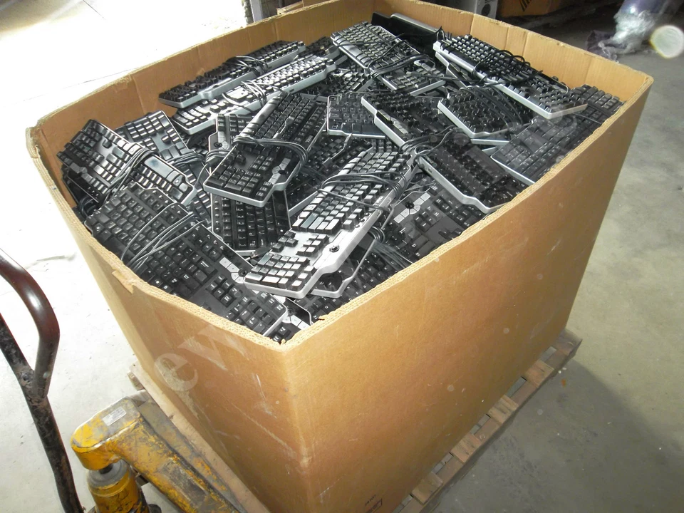 Dell USB Enhanced Multimedia Keyboard Black TH836 N6250 DJ425 SK-8135 in GAYLORD - Image 2 of 4