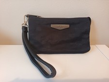 Borsa pochette Kipling nera con polso