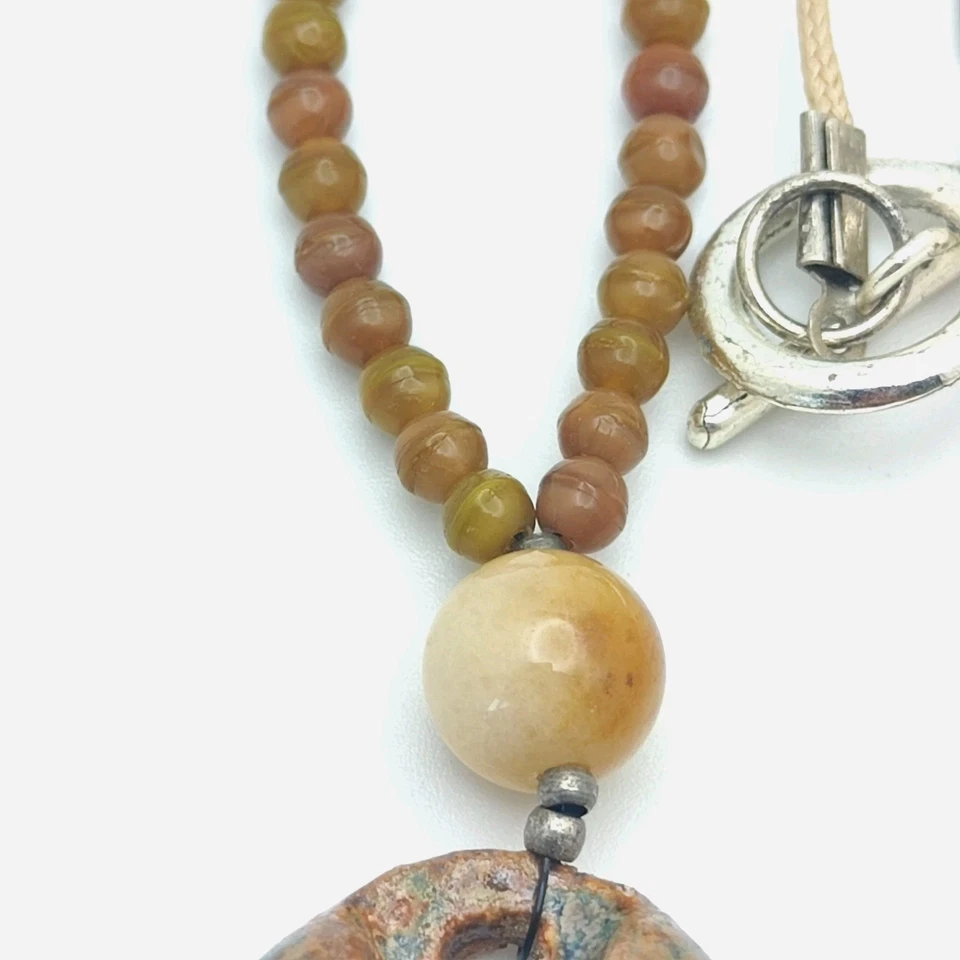 Lote Collar Cristal Curativo y Cerámica - Cuarzo Rosa, Colgante Corazón, Comodidad  Foto 3 de 4