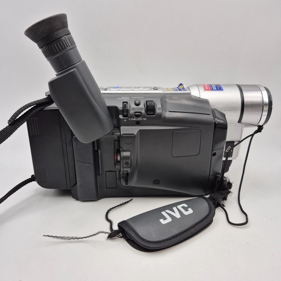 JVC Compact VHS Camcorder GR-FX220 VHSC Video Camera - Untested - Image 2 of 4