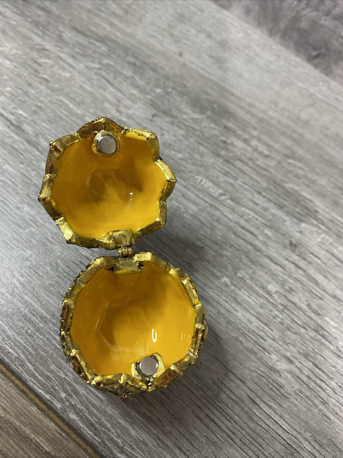 Bejeweled Green Pineapple Hinged Metal Enameled Rhinestone Trinket Box