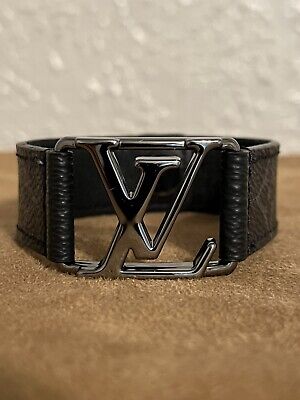 Authentic Louis Vuitton Monogram Eclipse Hockenheim Bracelet Size 21 