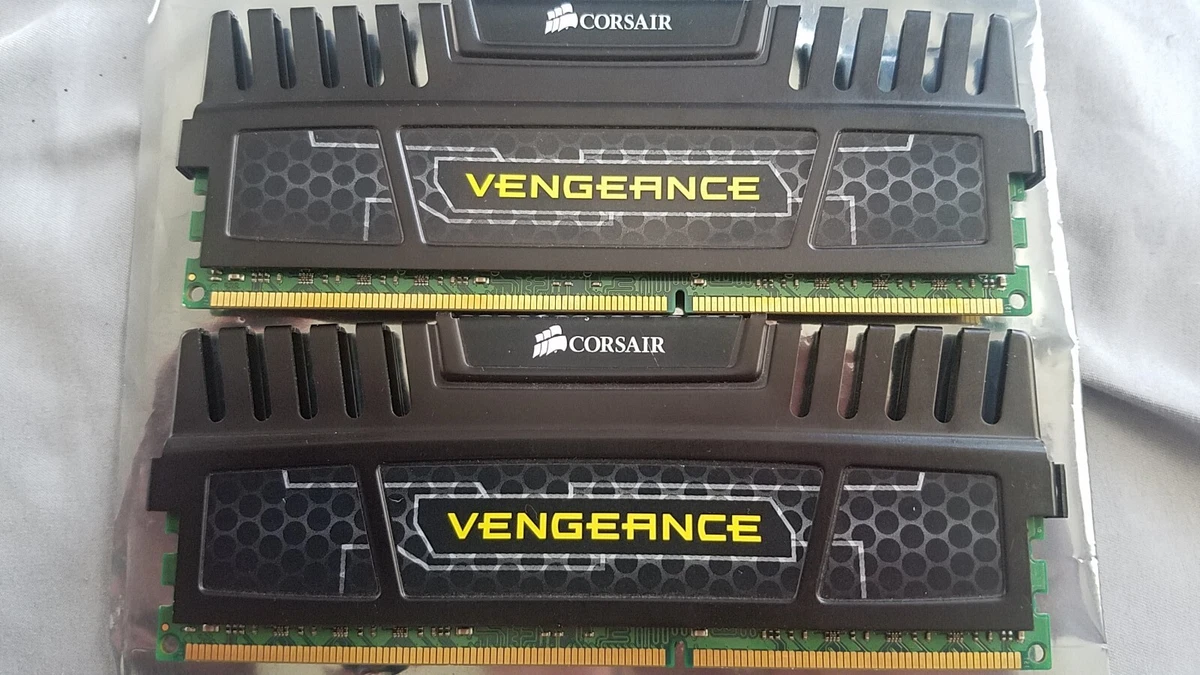 Corsair cmz16gx3m2a1600c10 shop