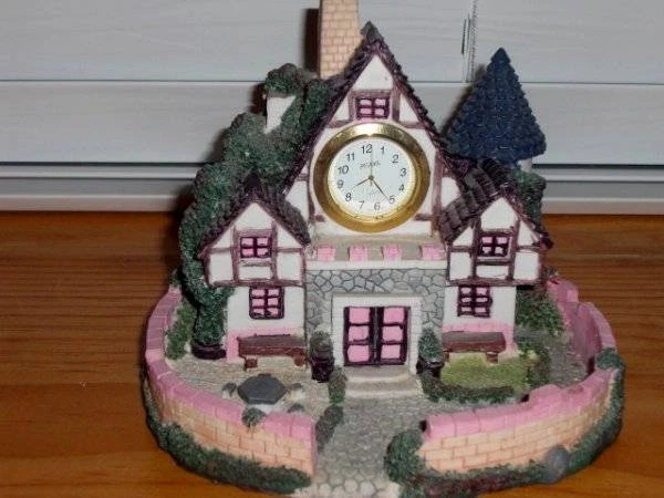 Cottage House Clock Works Pearl Quartz ~ Vintage 1985 Beautiful - Image 2 of 4