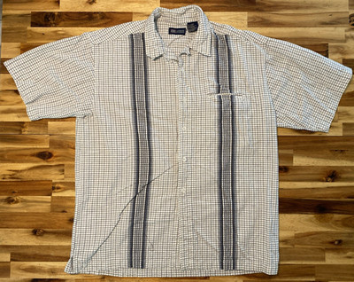 Faded Glory Mens Large Blue White Mens Short Sleeve Button Up Front Pocket