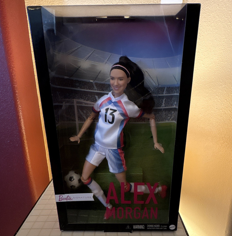 2020 Barbie Signature Alex Morgan 12in Fashion Doll w/ Stand COA GHT49 Unopened
