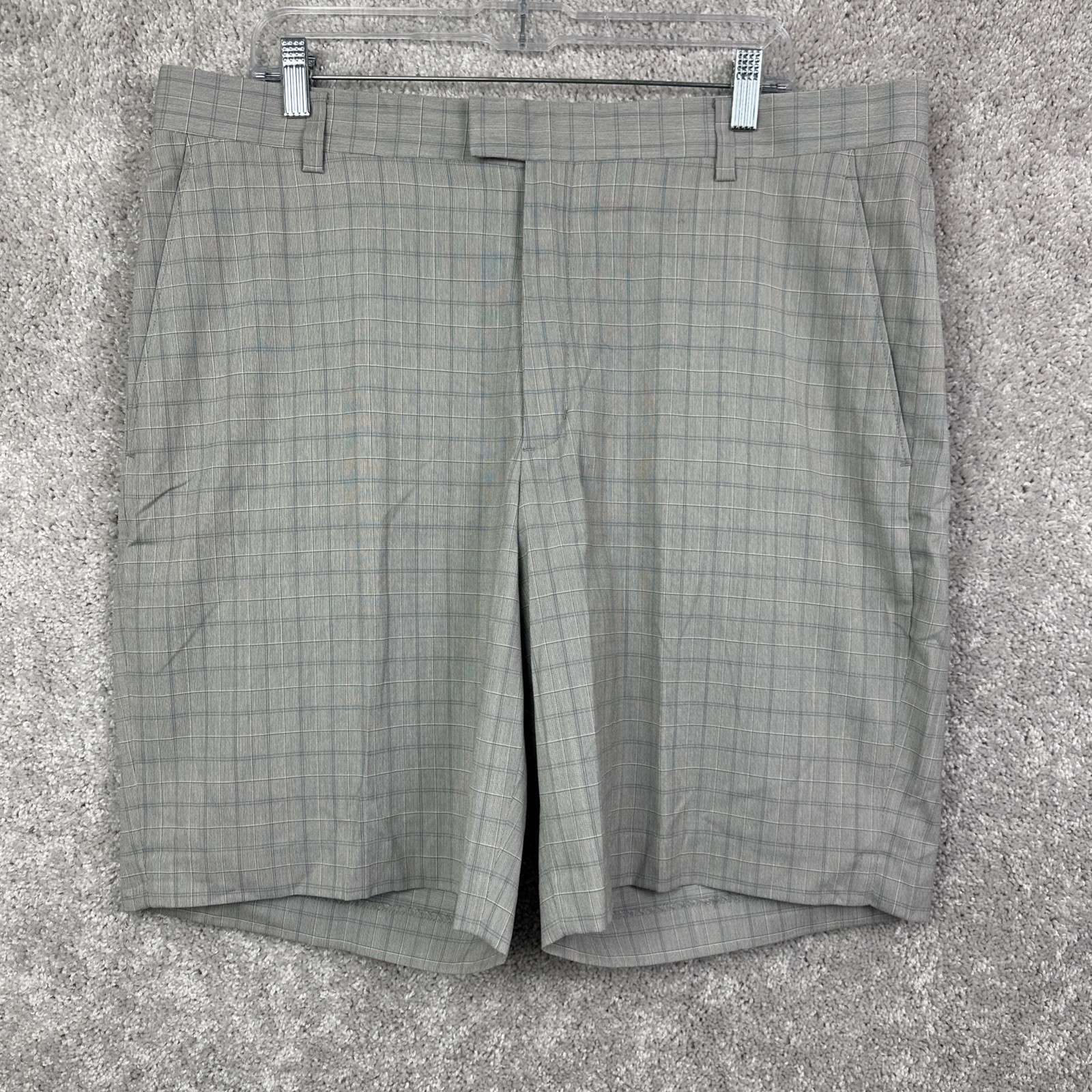 Tiger Woods Collection Gray Blue Plaid Shorts Men Size 38 Golf Performance