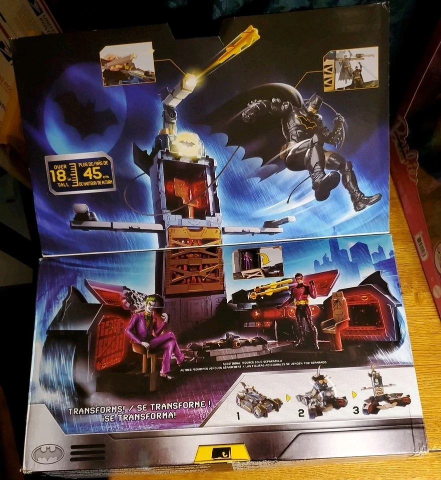 DC Comics Batman Ultimate Transforming Batmóvil to BatCave Juego ***CAJA DMG** Foto 2 de 4