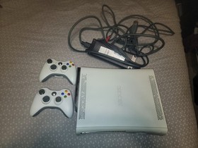 Microsoft Xbox 360 Pro 20GB Home Console - B4J00107