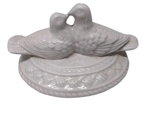Vintage Westmoreland Milk Glass Love Birds Nesting Candy Dish Lid