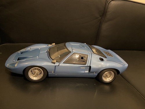 1/12 FORD GT40 STREET BLUE METALLIC G1201309 GMP PEBBLE BEACH WINNER - Picture 3 of 24