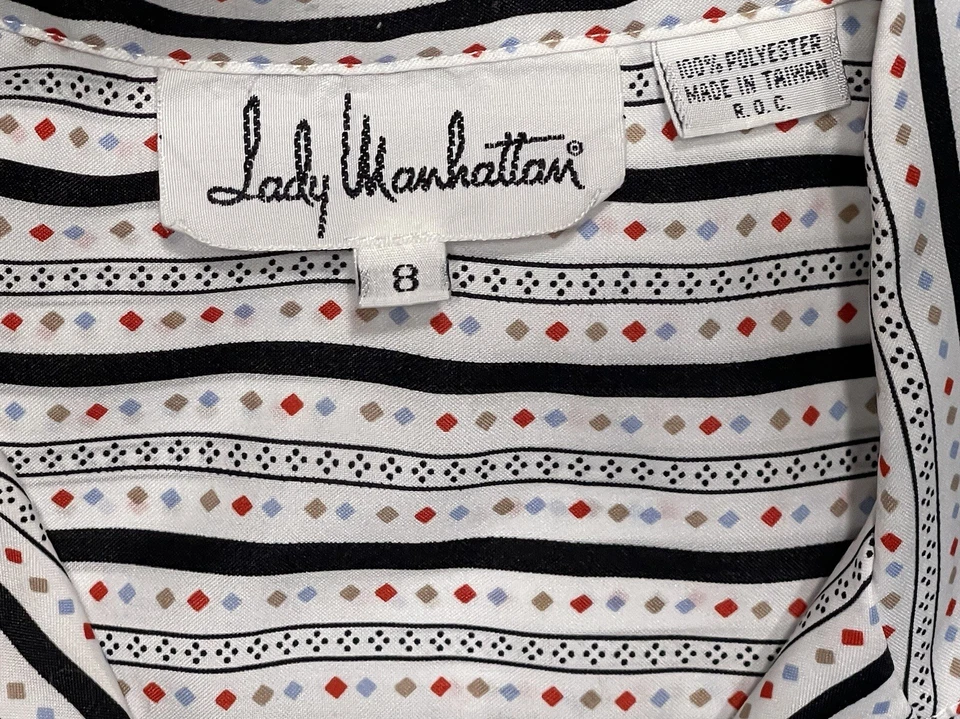 Camisa vintage Lady Manhattan com botões listra preta branca retrô manga curta tamanho 8 - Imagem 3 de 4