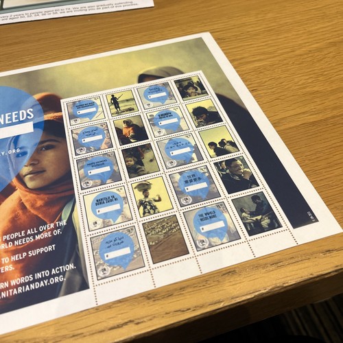 UN 2013 NEW YORK PERSONALIZED SHEET WORLD HUMANITARIAN DAY SCOTT 1071 (S-53) - Picture 2 of 2
