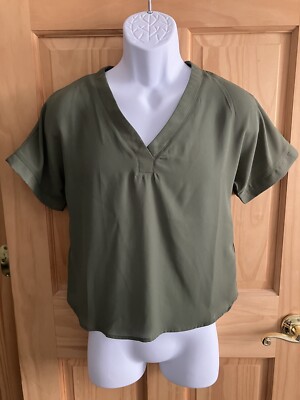 Love Fire Women s S/P Short Sleeve V-Neck Blouse  NWT