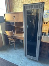 Sharkrack Server Rack / Cabinet w/ power supply