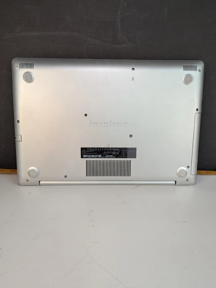 Dell Inspiron 15-5000 series i7-8th for parts- wont boot #340 - Bild 2 von 4