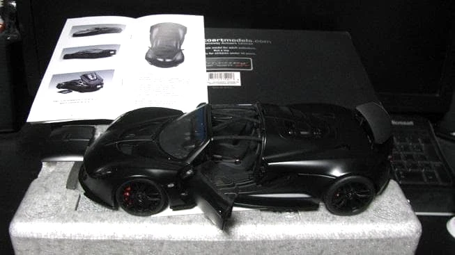 Preços baixos em AUTOart hennessey Veículos de brinquedo em metal