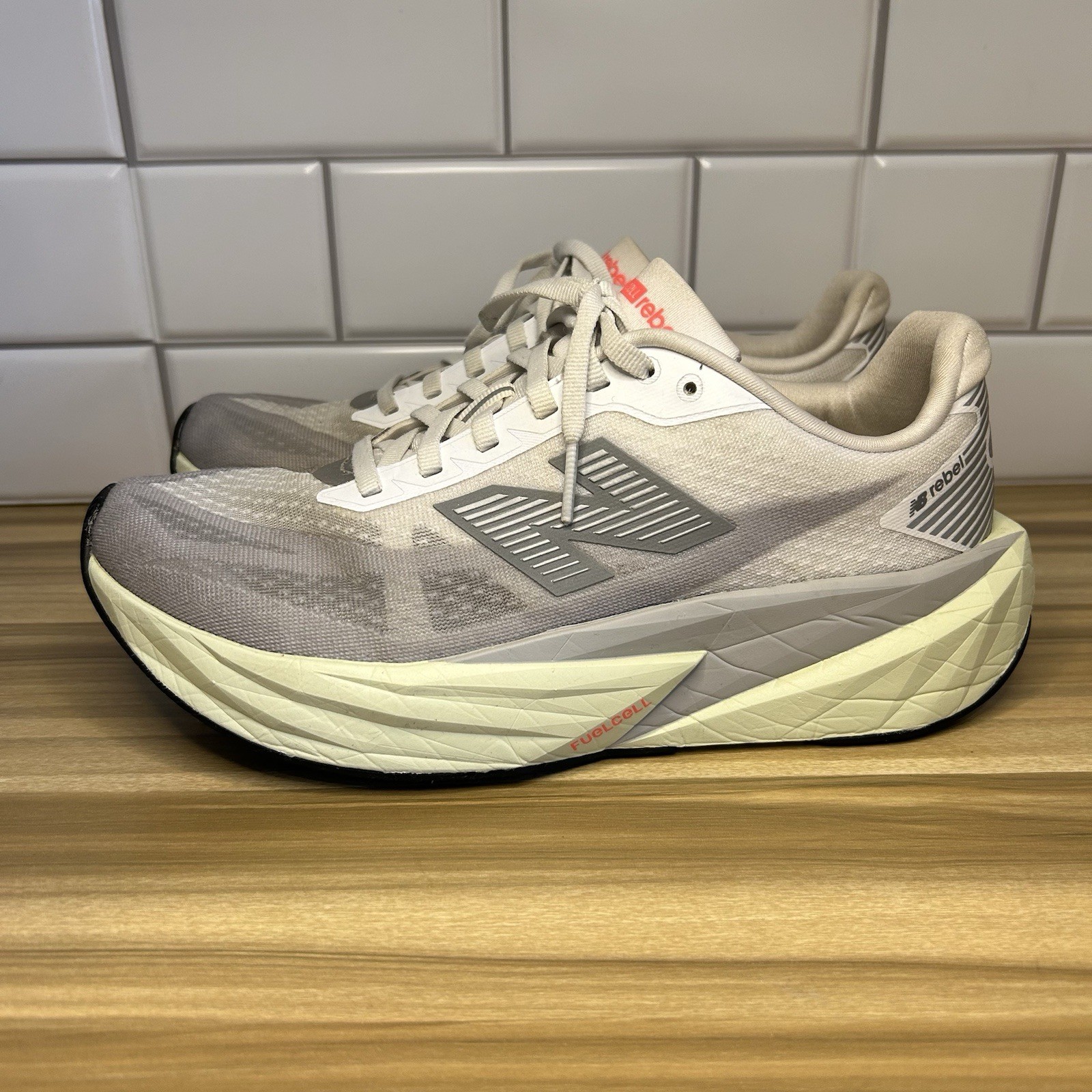 New Balance FuelCell Rebel v5 Women's Size 8.5 Raincloud Running Shoes thumbnail 2