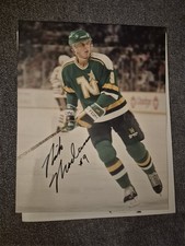 Signed In Person Mike Modano 8x10 Photo