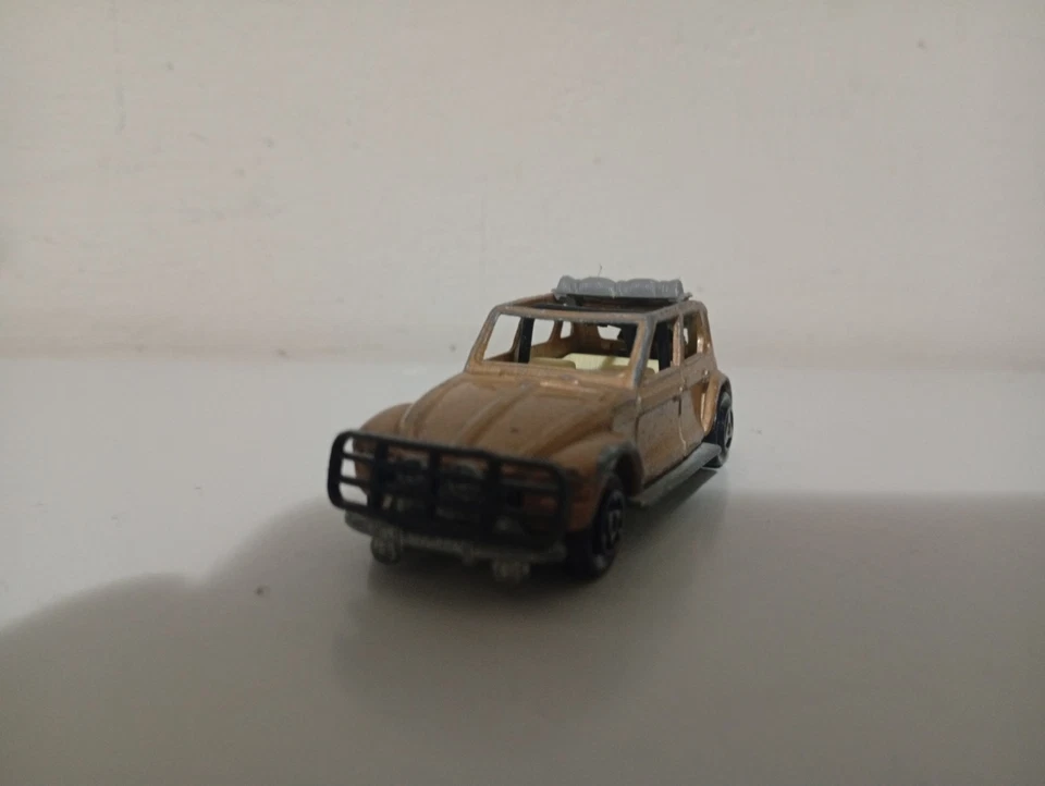 Citroen Dyane Majorette 1/60 - Immagine 2 di 4