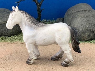 Vintage Bullyland Germany White Horse Figure painted plastic size: 3'' L x 2.5'' H