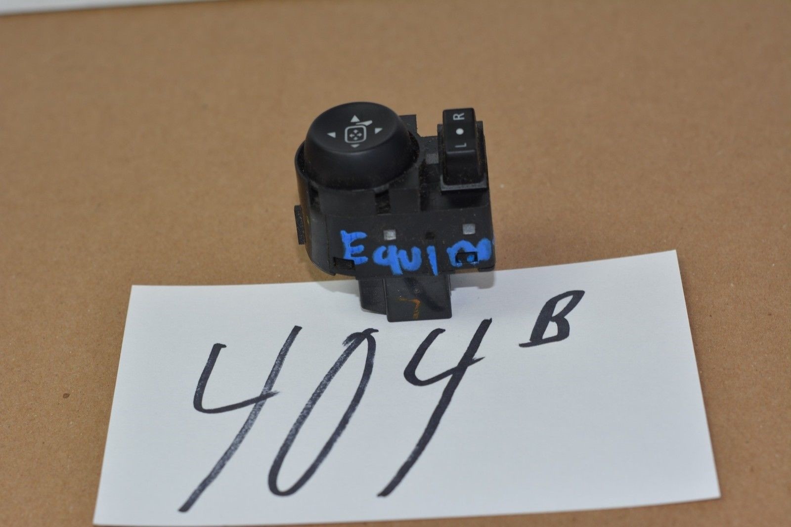 04 Chevrolet Equinox Mirror Control Switch USED  #404B