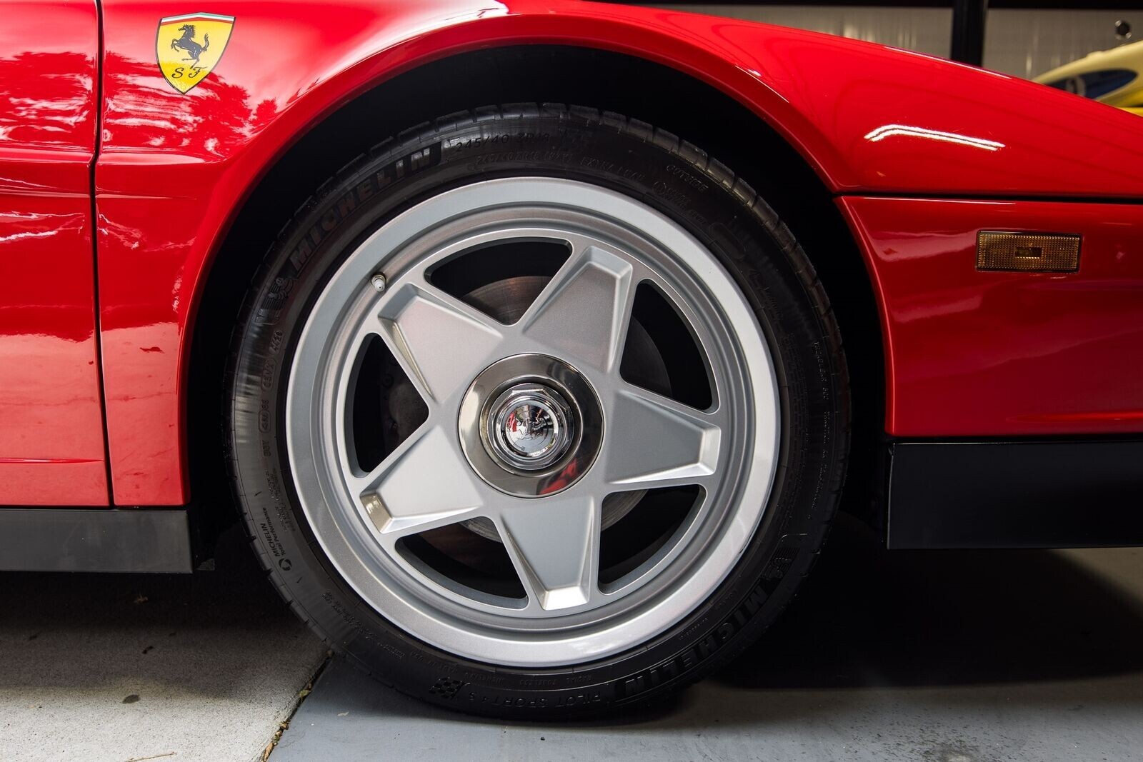 18" WHEELS & PIRELLI TIRES fit FERRARI Testarossa 18"  Central Locking FORGED