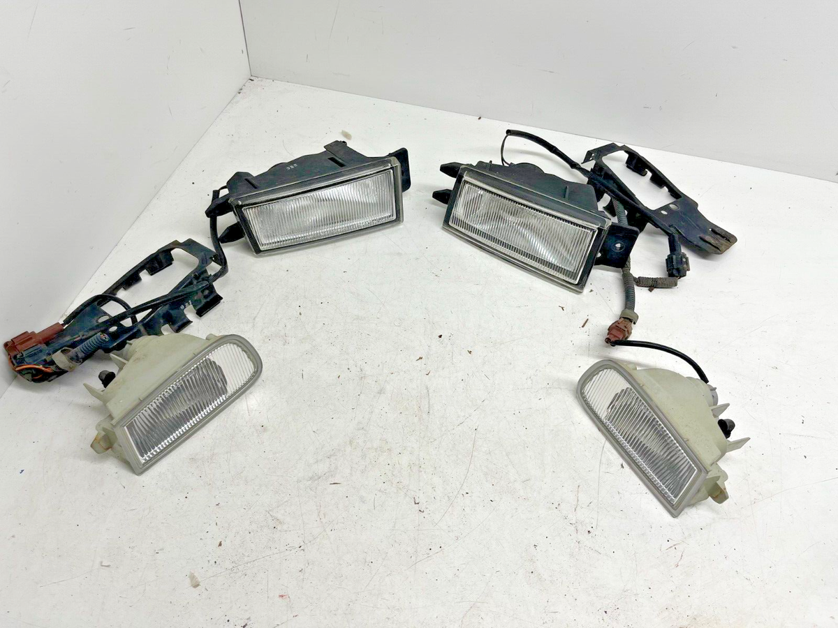 JDM NISSAN Y34 CEDRIC GLORIA FRONT BUMPER FOG LIGHTS AND SIDE