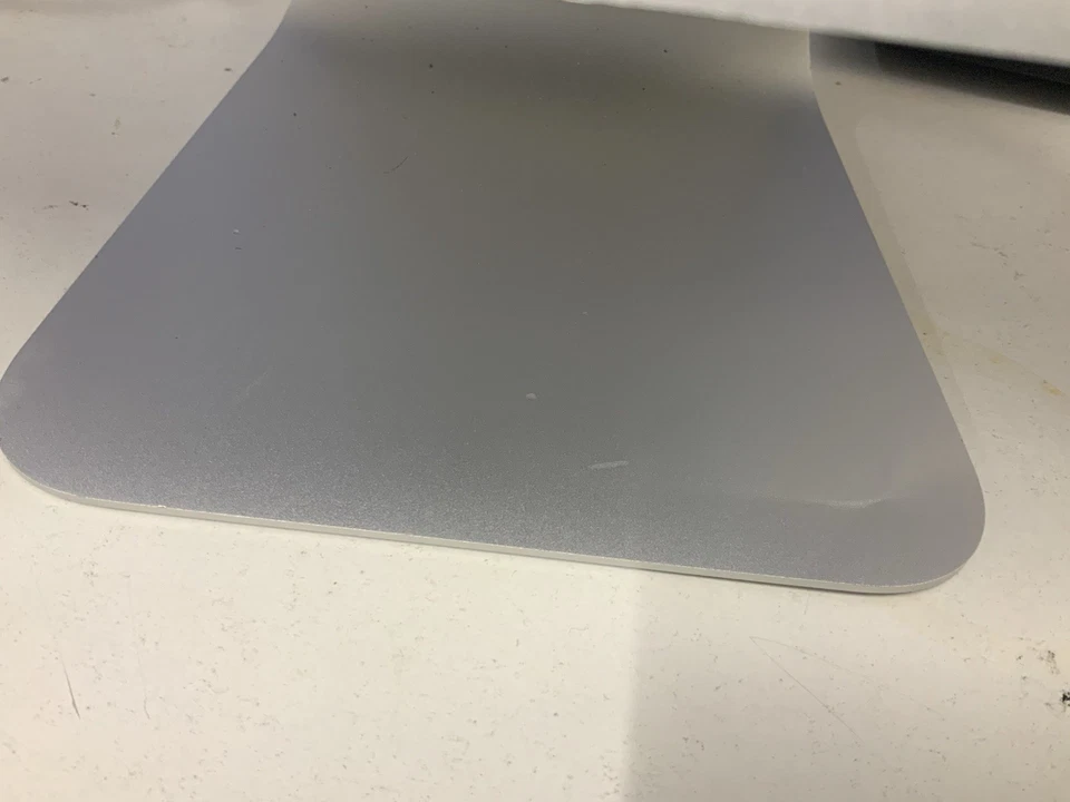 Apple iMac Mid 2017 21" Intel Core i5 7360U 2.3 GHz 8GB Ram 500GB SSD - Image 3 of 3