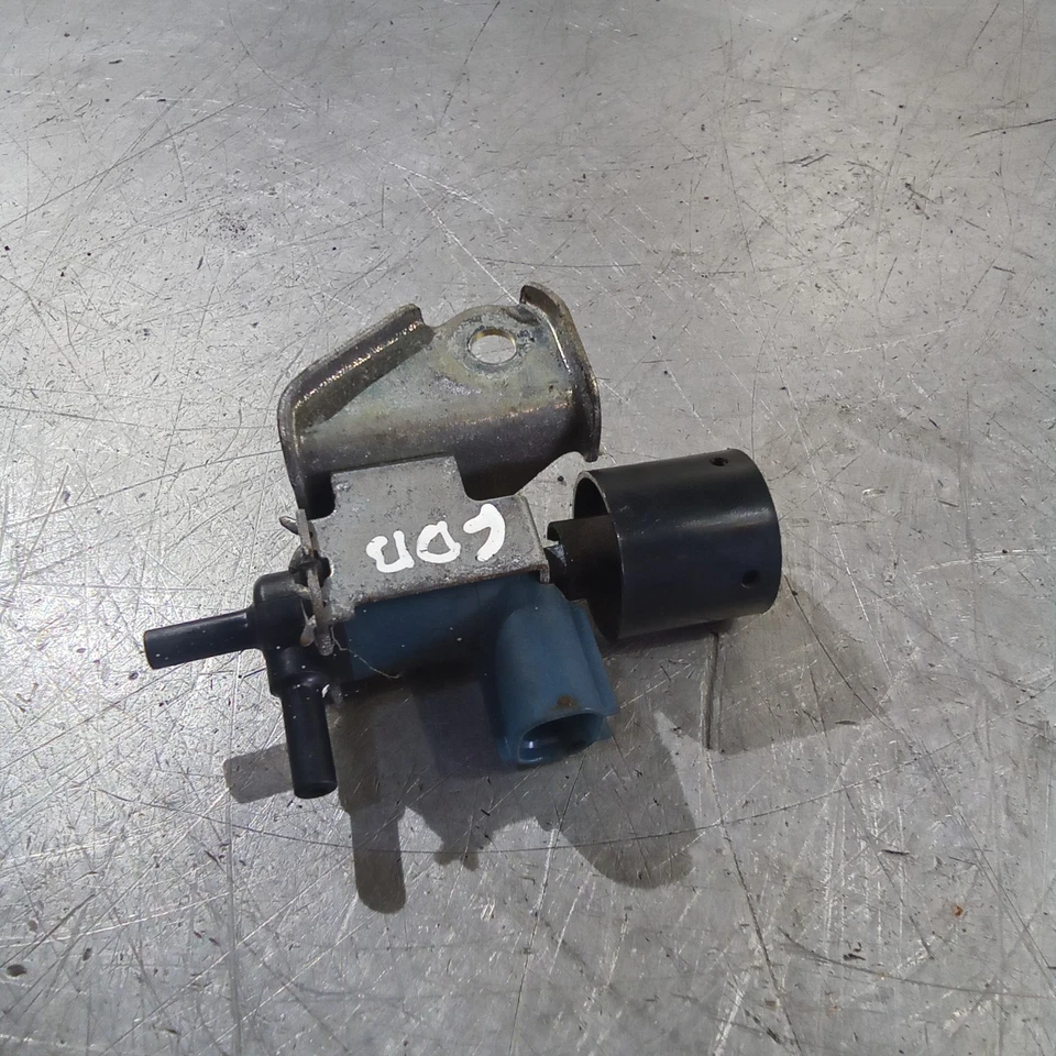 Subaru Impreza Newage 2004-2007 Air Vacuum Purge Solenoid Valve - Image 2 of 4