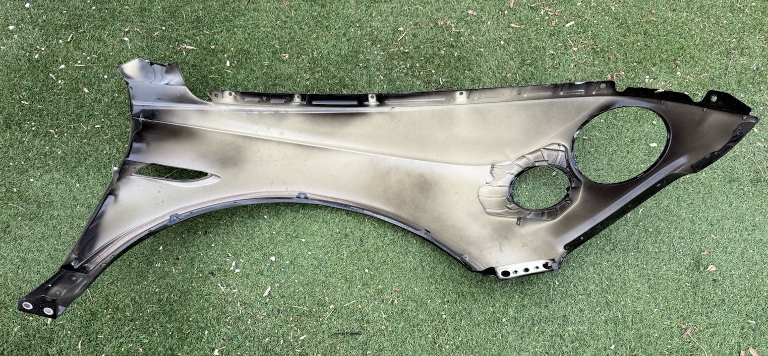 BENTLEY BENTAYGA FENDER LEFT DRIVER 2016-2018 2019 2020 36A821017F OEM DAMAGED