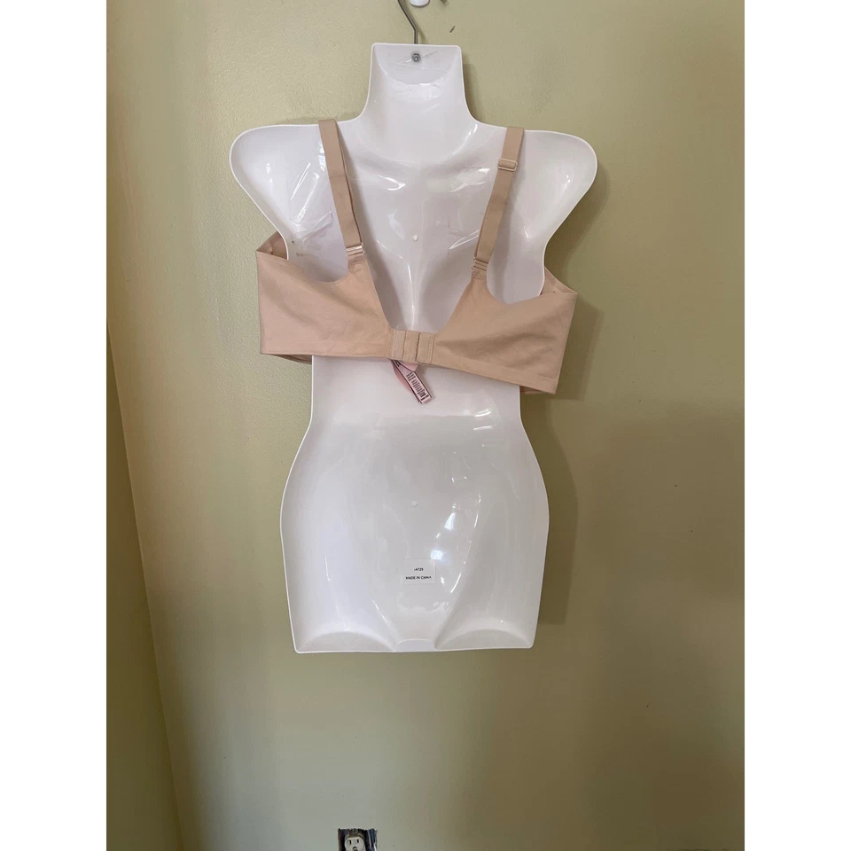 Sujetador Victoria's Secret 38DD E85 Beige Forrado Demi Push Up Comodidad Diaria Foto 3 de 4
