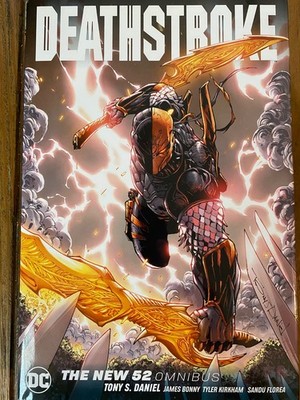 Deathstroke by Tony S Daniel New 52 Omnibus Very Good DC Comics OOP HTF RARE