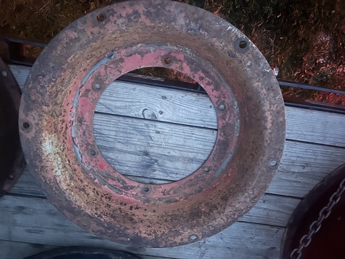 Ford 9n /2n Rear Wheel Centers  28 Inch